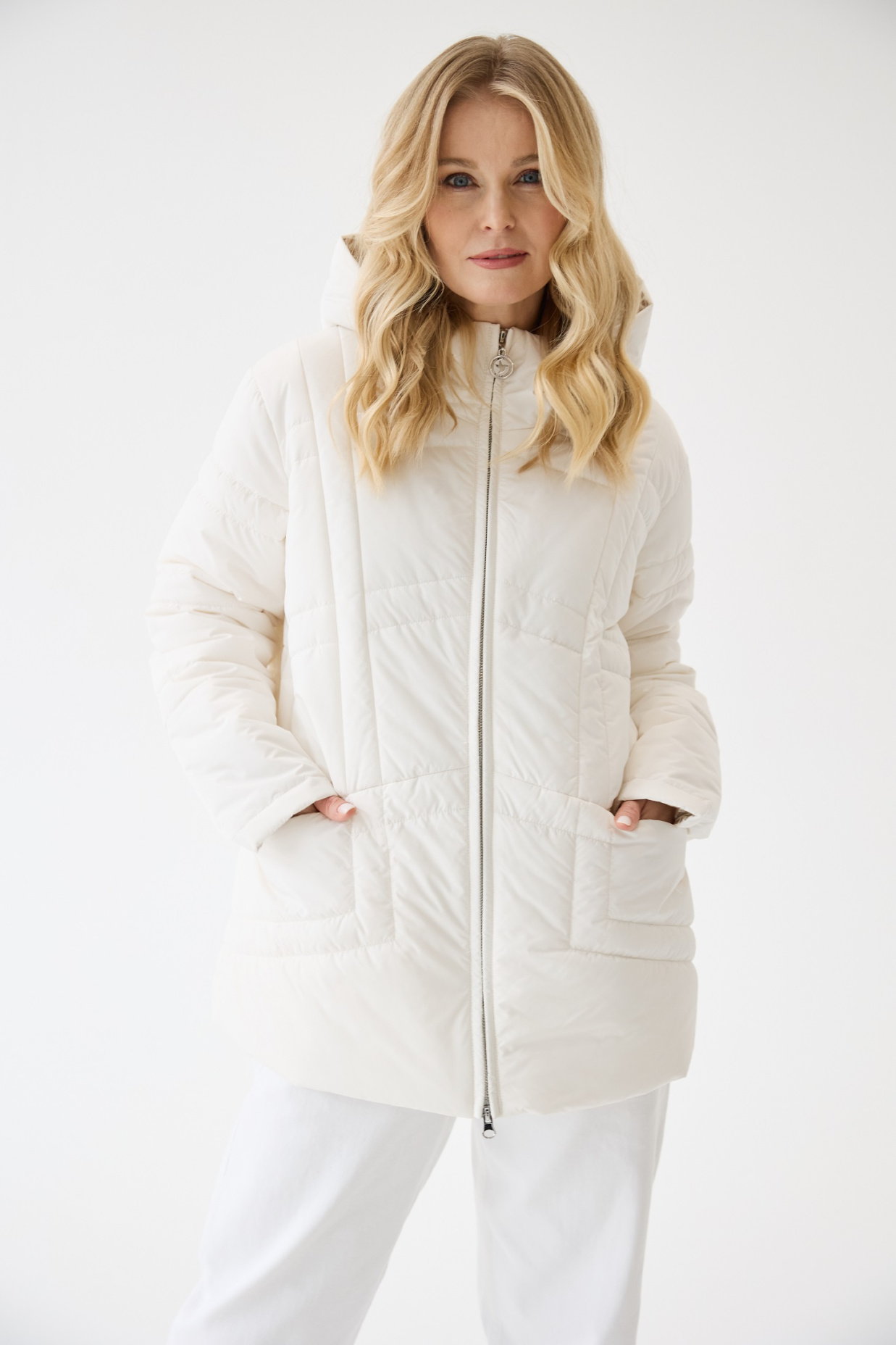 картинка 341.S24.002 куртка женская GARDENIA от магазина Albana