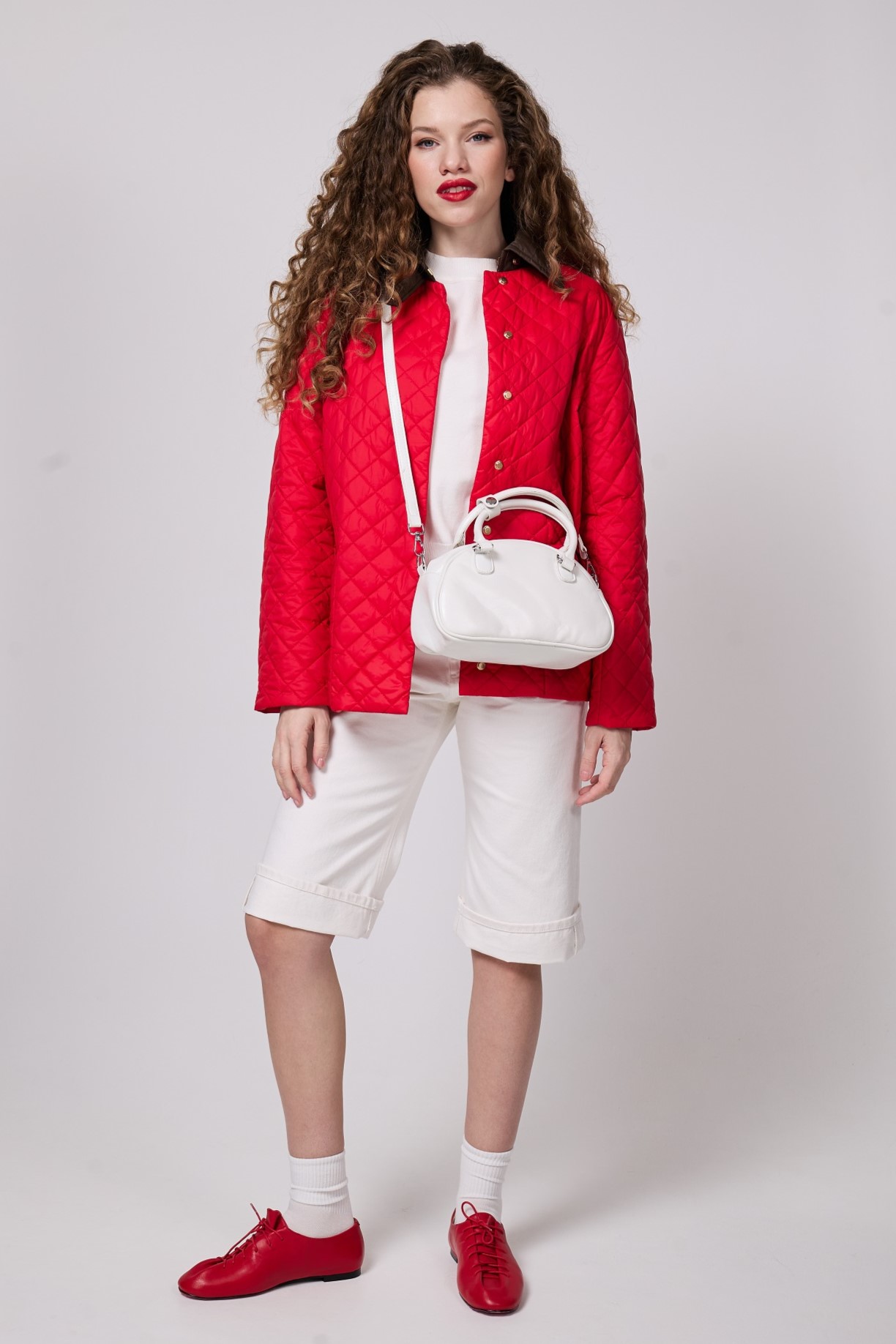 картинка 525.SS26.003 куртка женская RED от магазина Albana