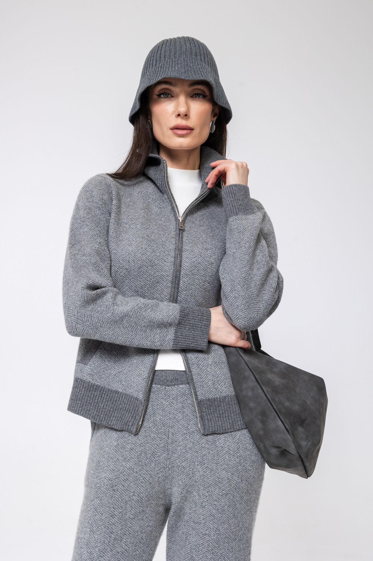 картинка 6106.ATW.0013S кардиган женский из кашемира GRAY от магазина Albana