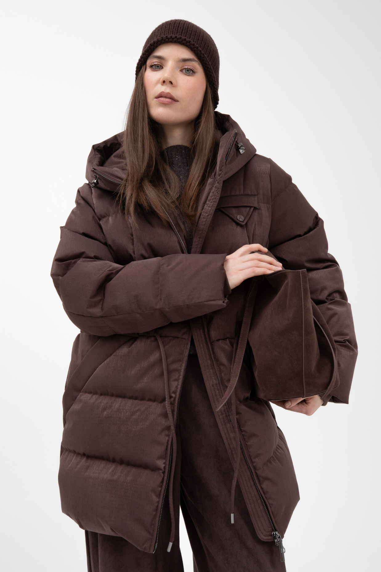 картинка 569.FWAA.027 куртка женская BROWN от магазина Albana