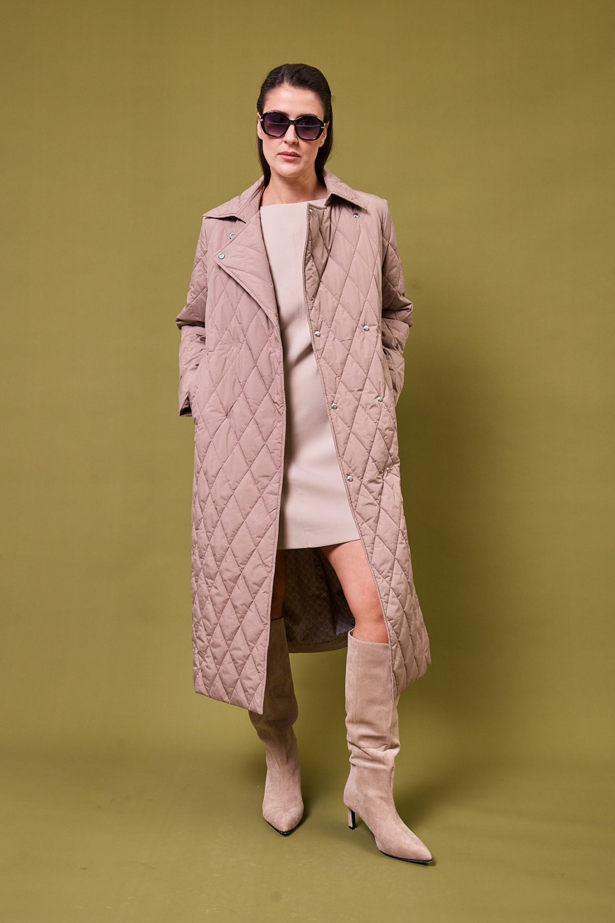 картинка 523.SS26.016 пальто женское TAUPE от магазина Albana