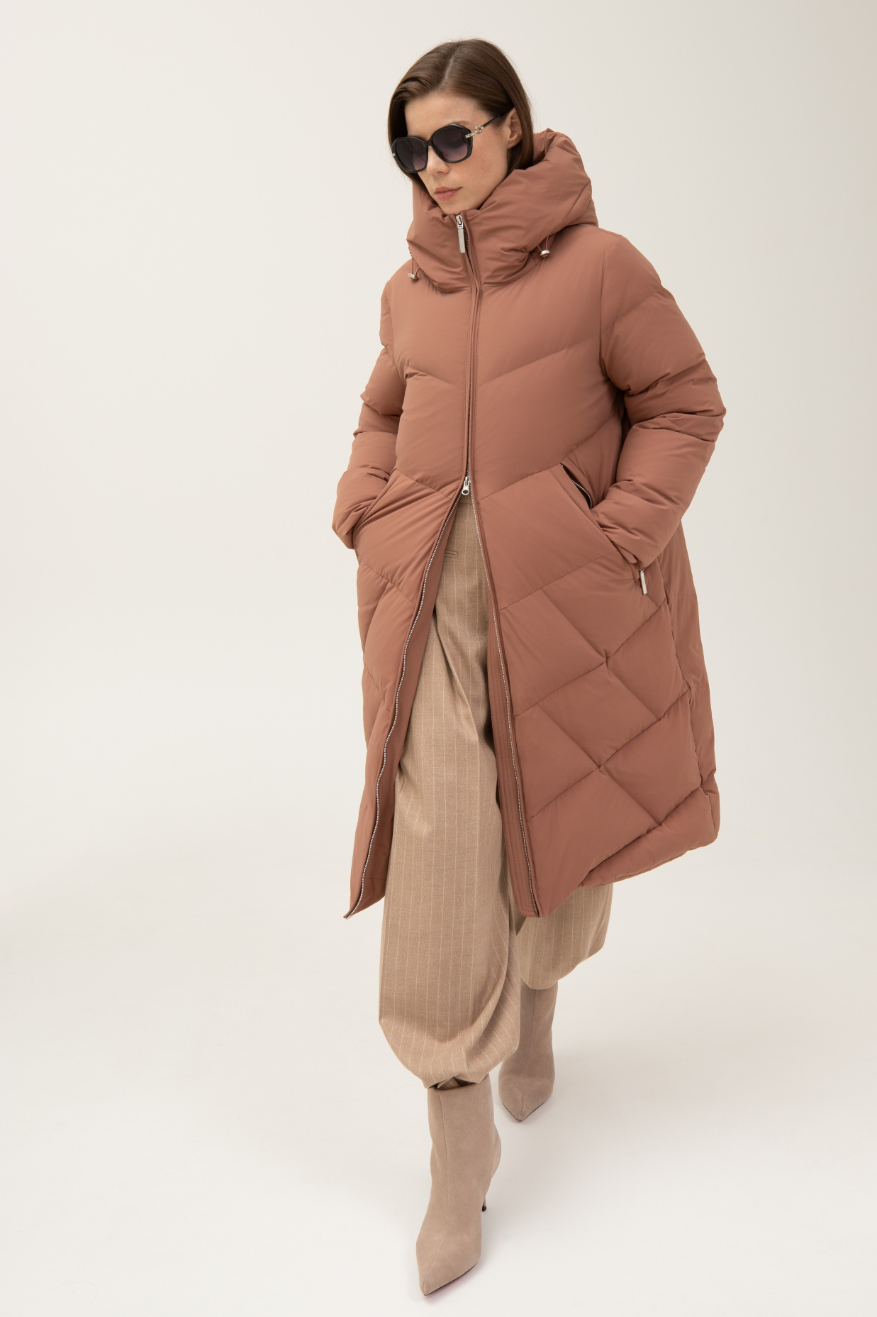 картинка 559.FWAA.037S пальто женское RAW от магазина Albana