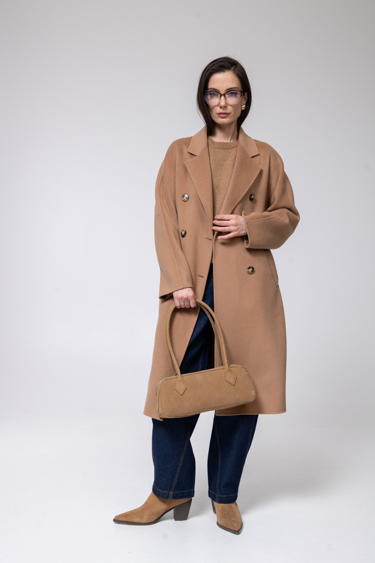 картинка 22107.ACW.0016S пальто женское из шерсти и шелка BEIGE от магазина Albana