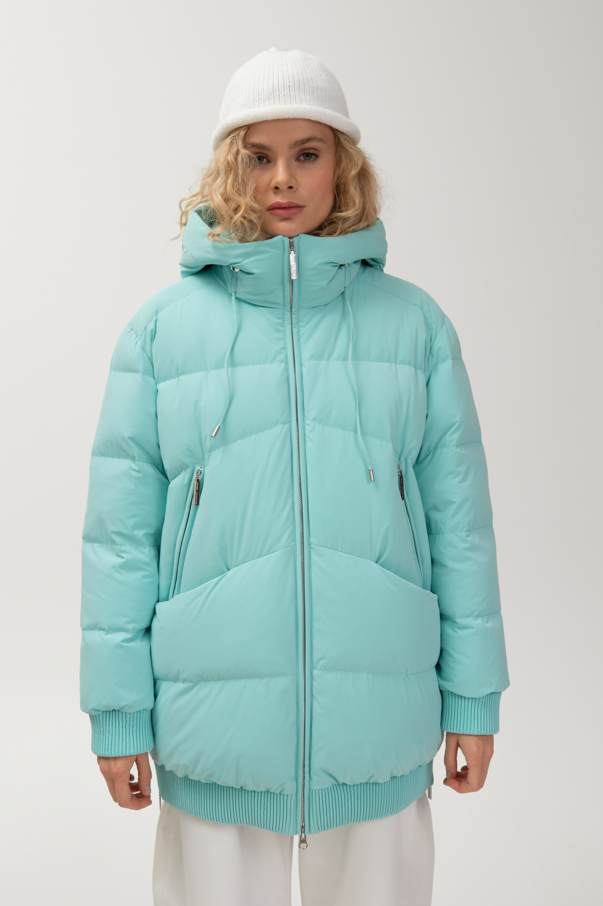 картинка 320.FW24.007S куртка женская TIFFANY от магазина Albana