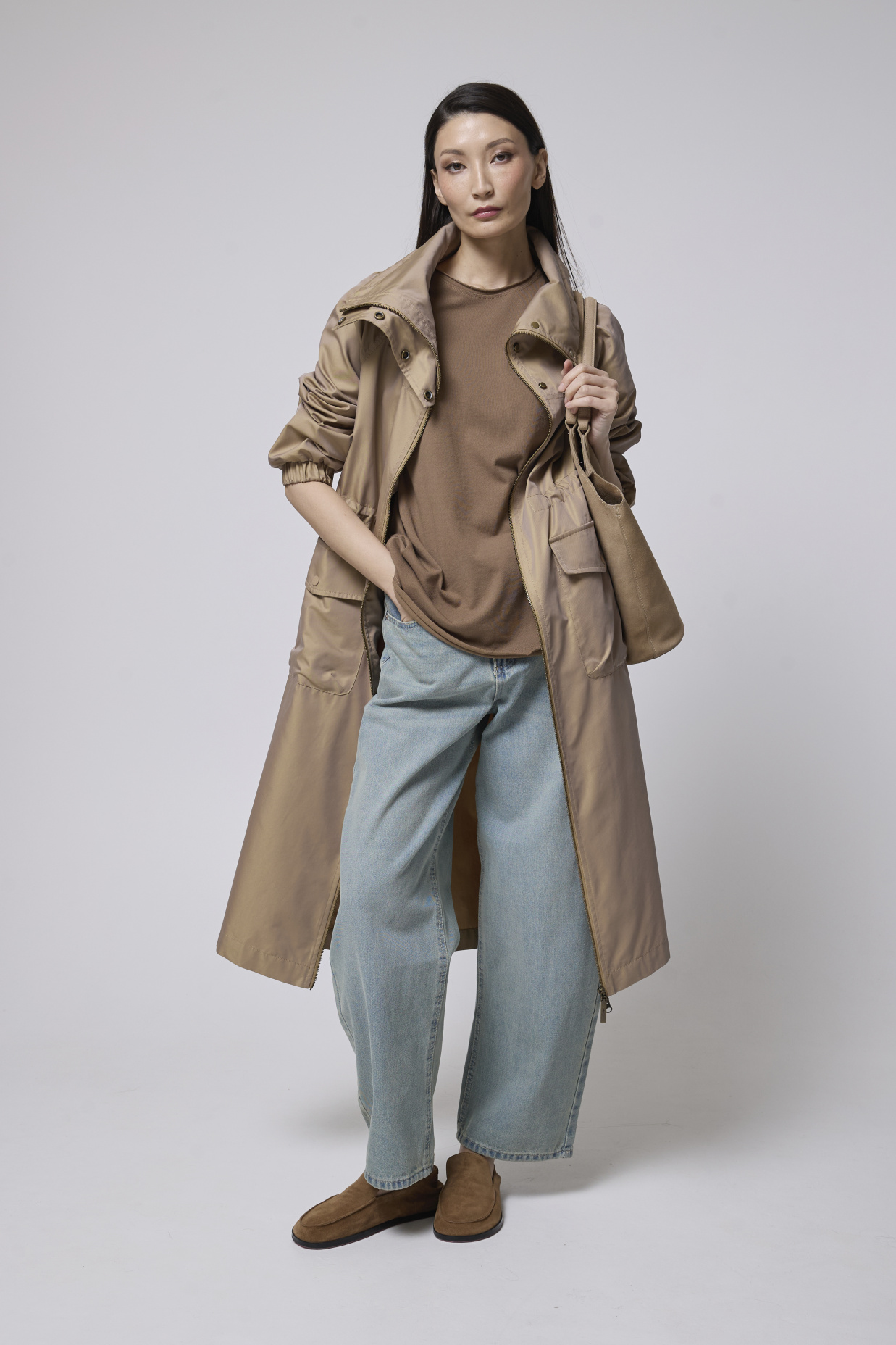 картинка 442.S25.016 плащ женский BEIGE от магазина Albana
