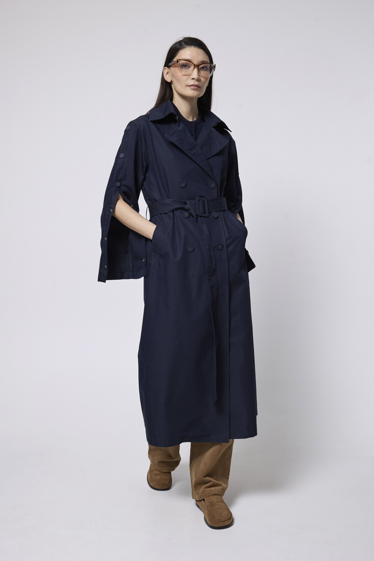 картинка 447.S25.005 плащ женский NAVY от магазина Albana