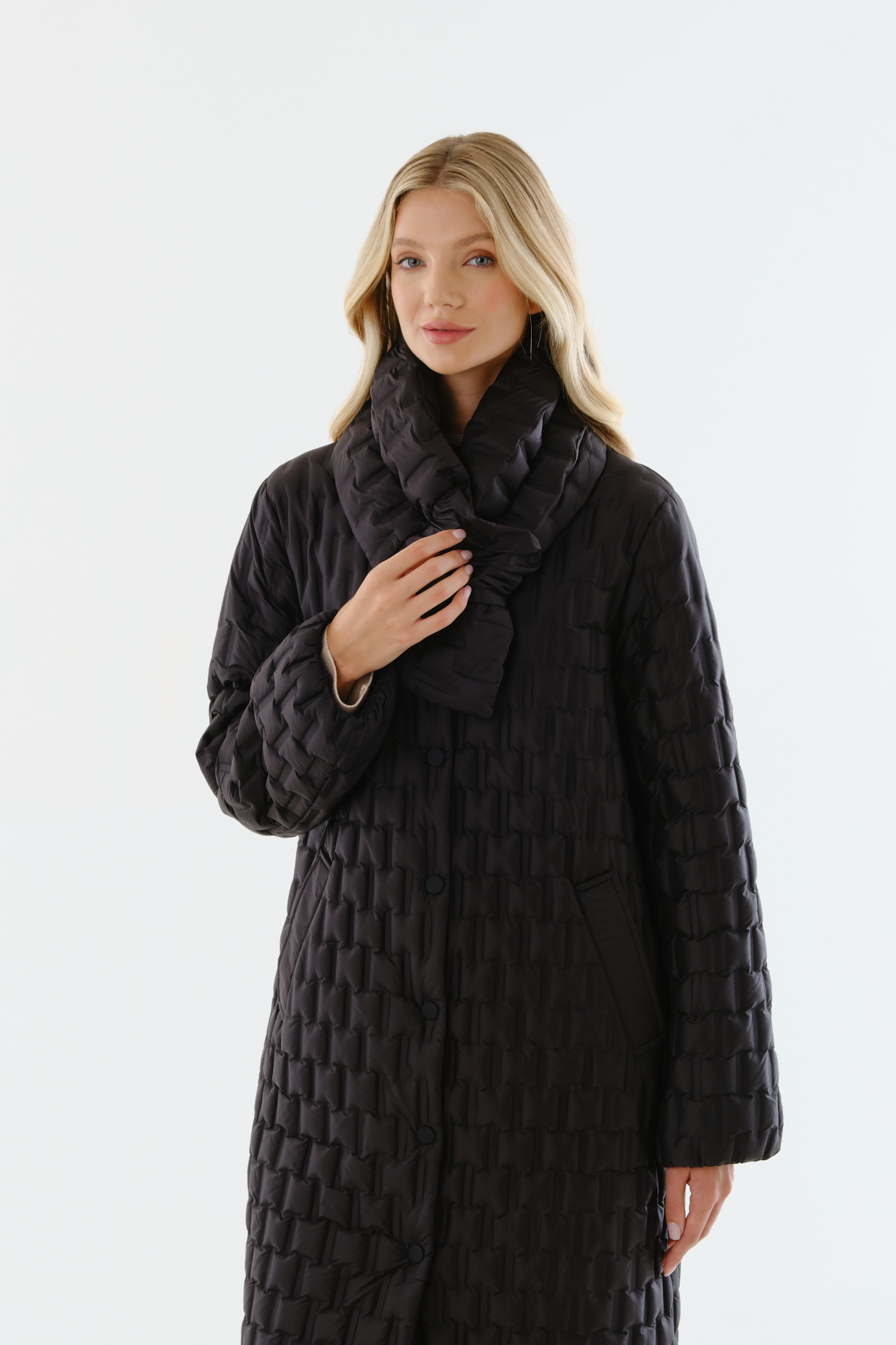 картинка 448.S25.001 пальто женское BLACK от магазина Albana