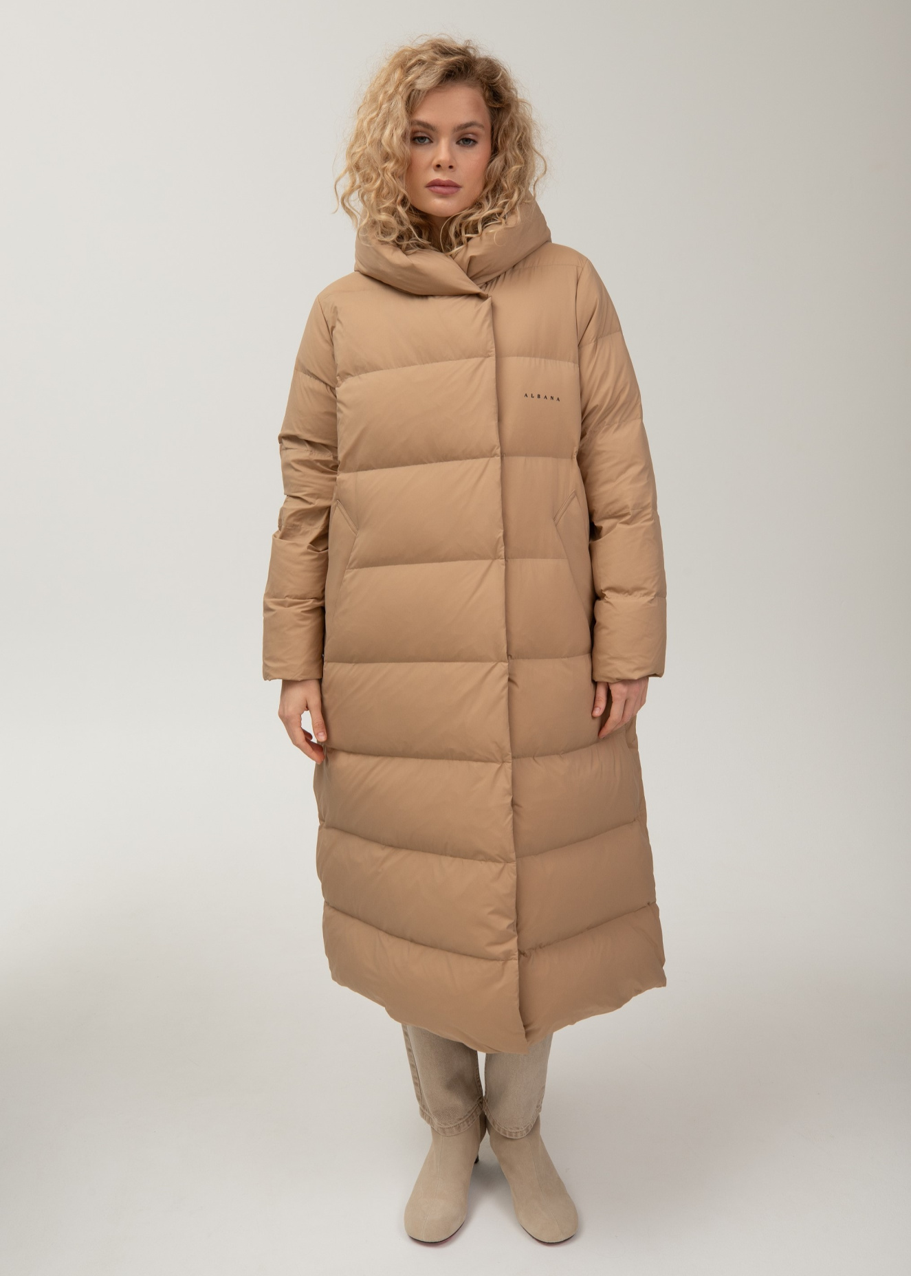 картинка 454.FW25.016S пальто женское CAMEL  от магазина Albana