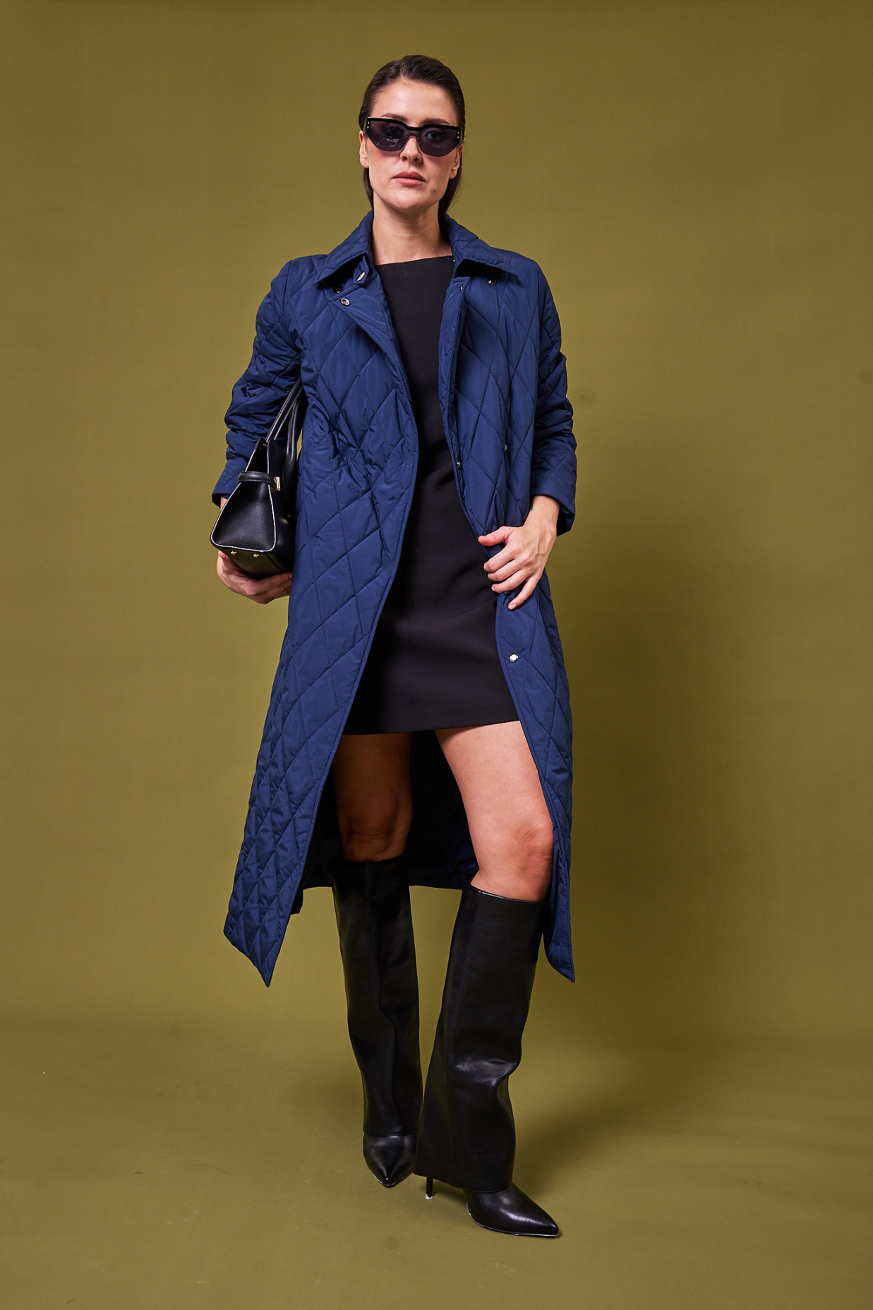 картинка 523.SS26.005 пальто женское NAVY от магазина Albana