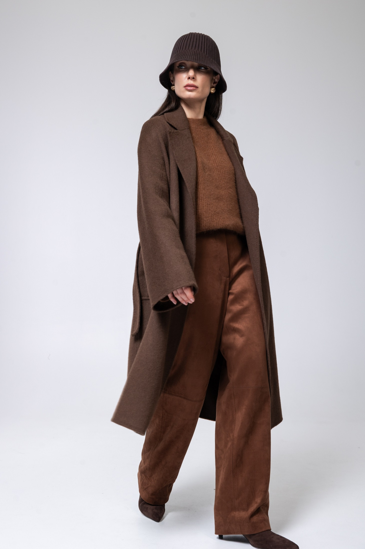 картинка 22105.ACW.0017S пальто женское из шерсти верблюда BROWN от магазина Albana