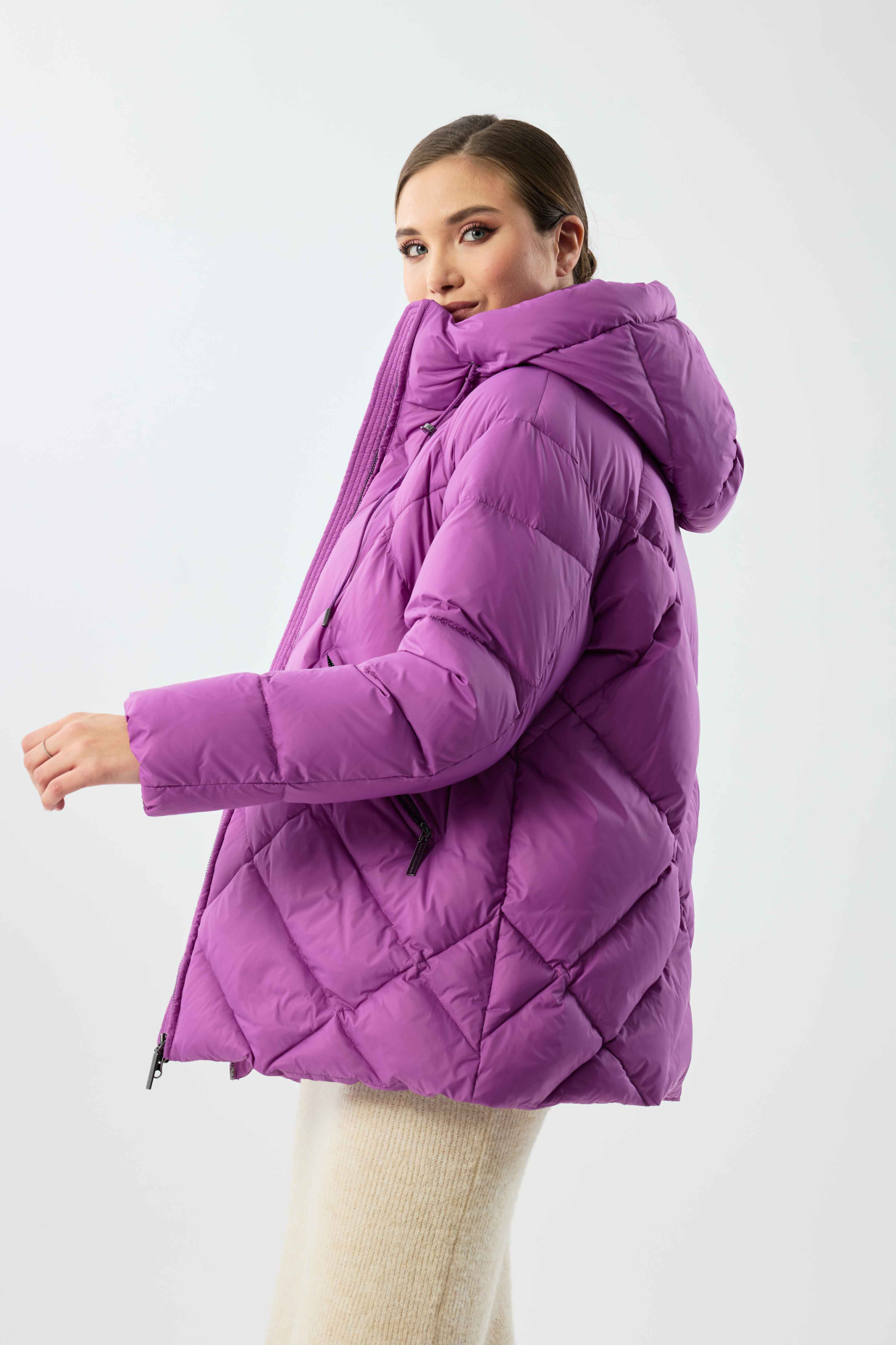 картинка 370.W24.008 куртка женская WILLOW от магазина Albana