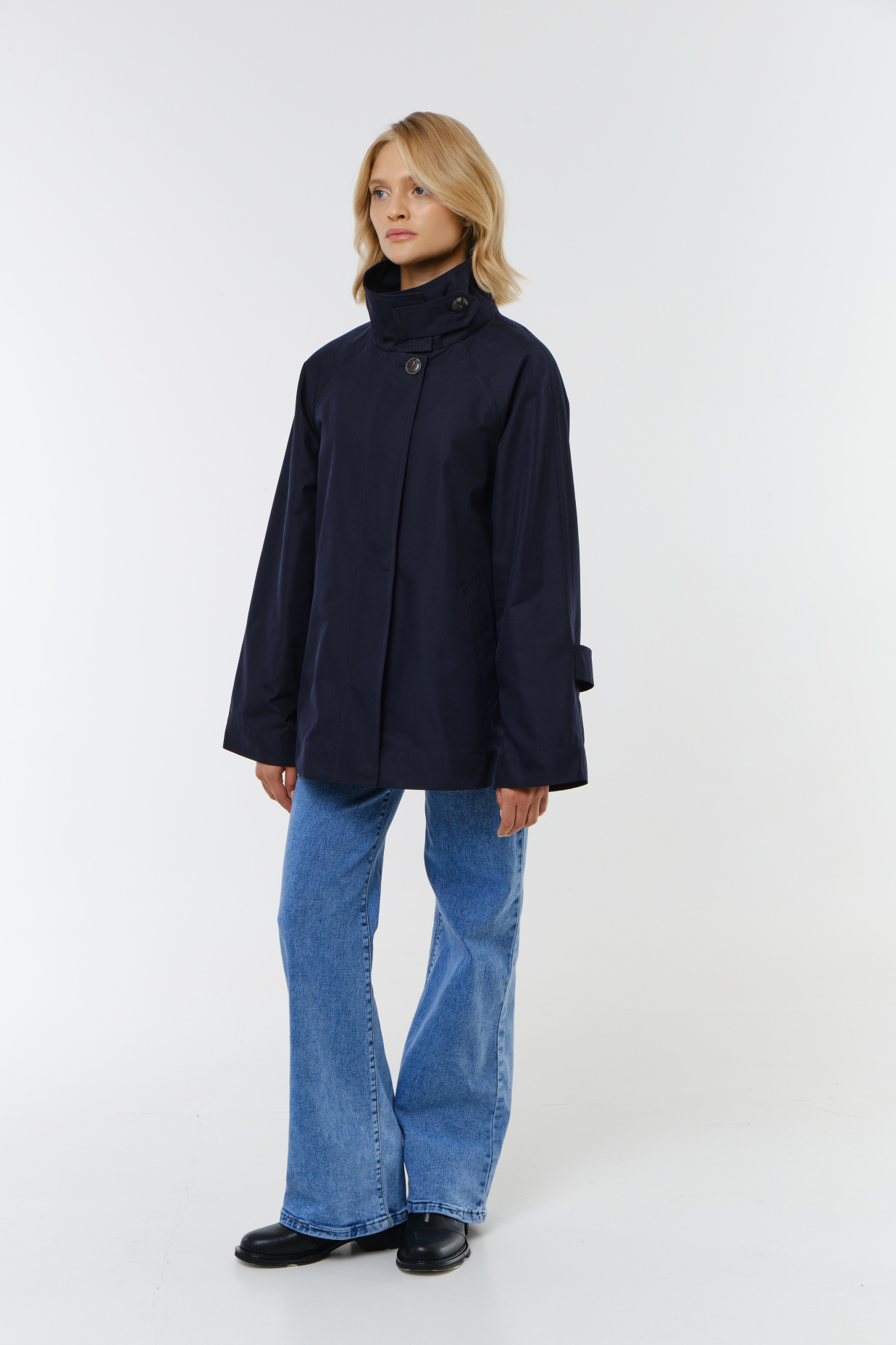 картинка 444.S25.005 куртка женская NAVY от магазина Albana