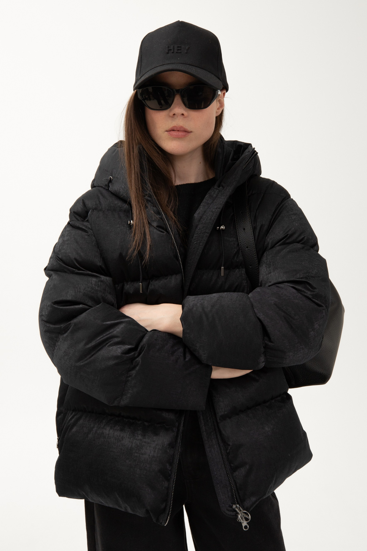 картинка 577.FWAA.001 куртка женская NOIR от магазина Albana