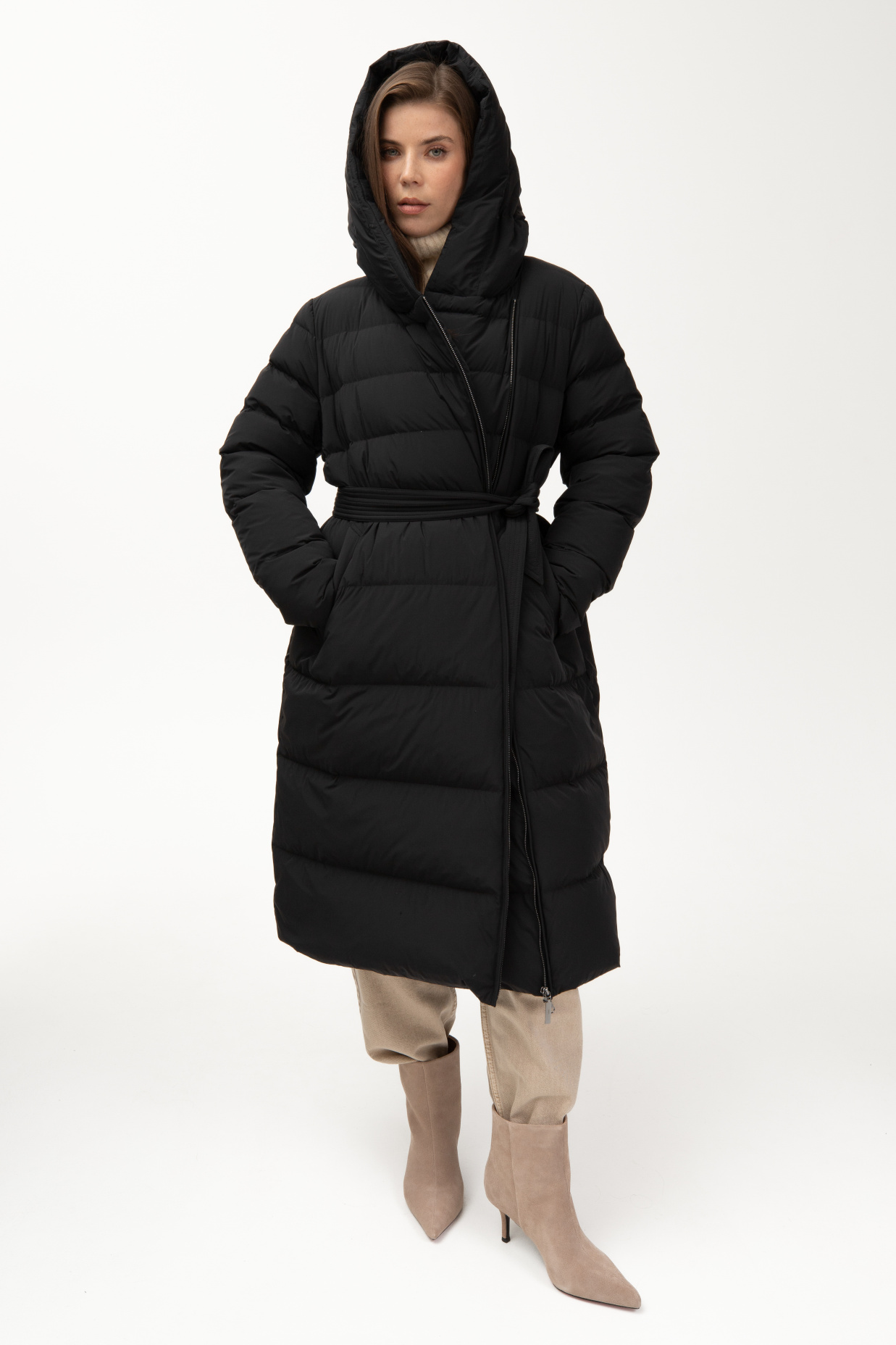 картинка 578.FWAA.001S пальто женское смехом норка BLACK от магазина Albana