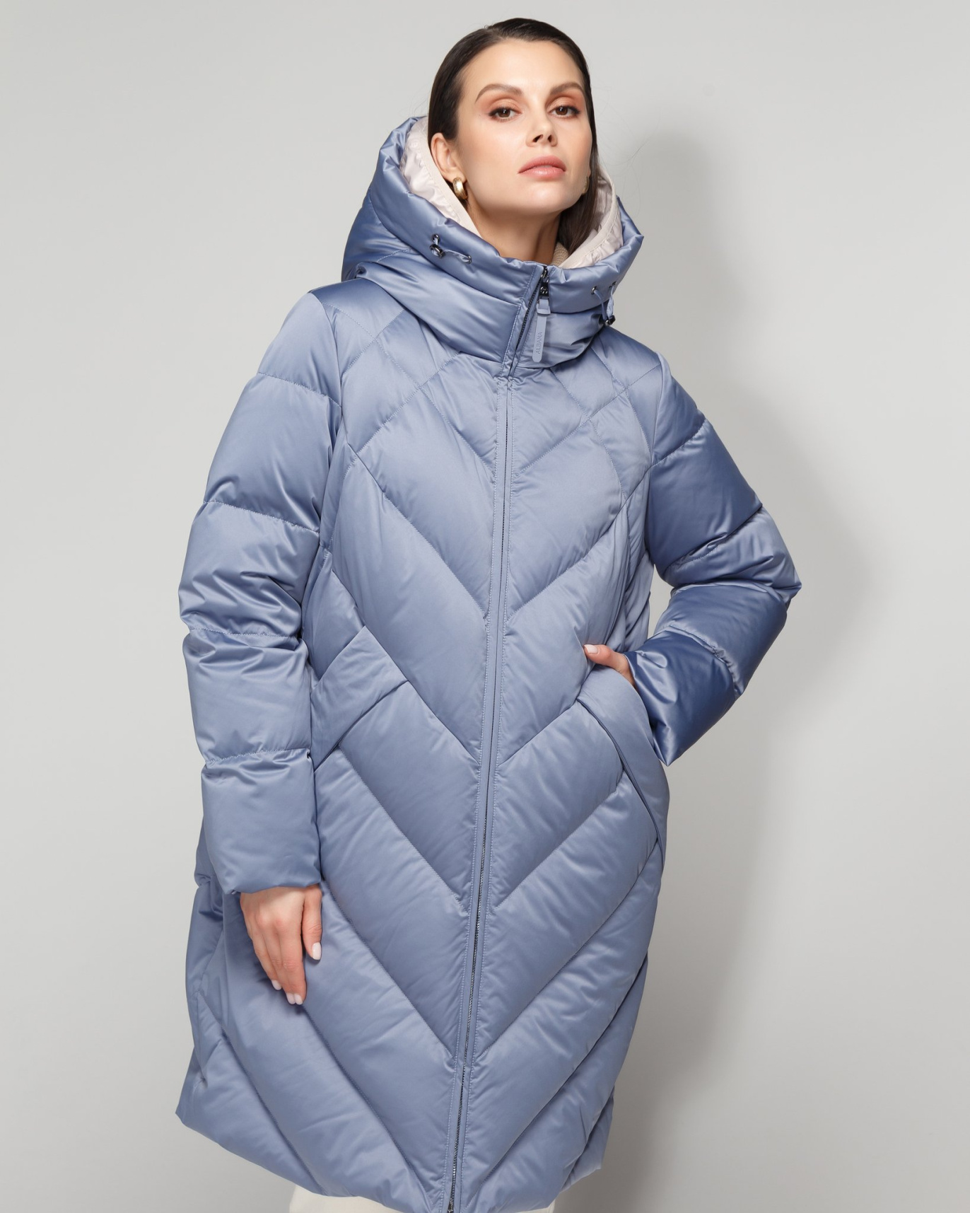 картинка 182.W23.005 пальто женское PERRY от магазина Albana