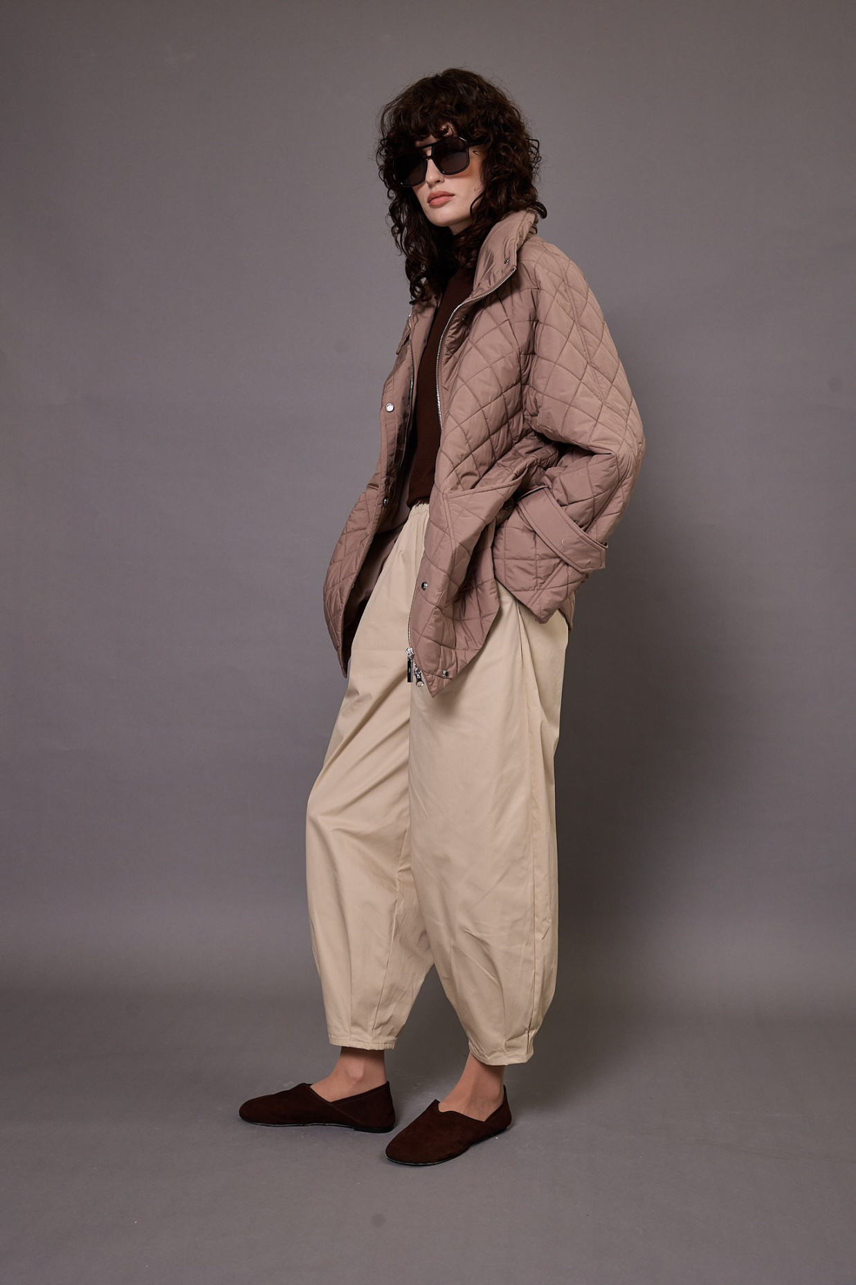 картинка 522.SS26.016 куртка женская TAUPE от магазина Albana