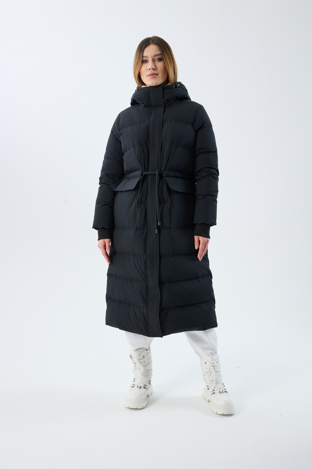 картинка 373.W24.001 пальто женское BLACK от магазина Albana