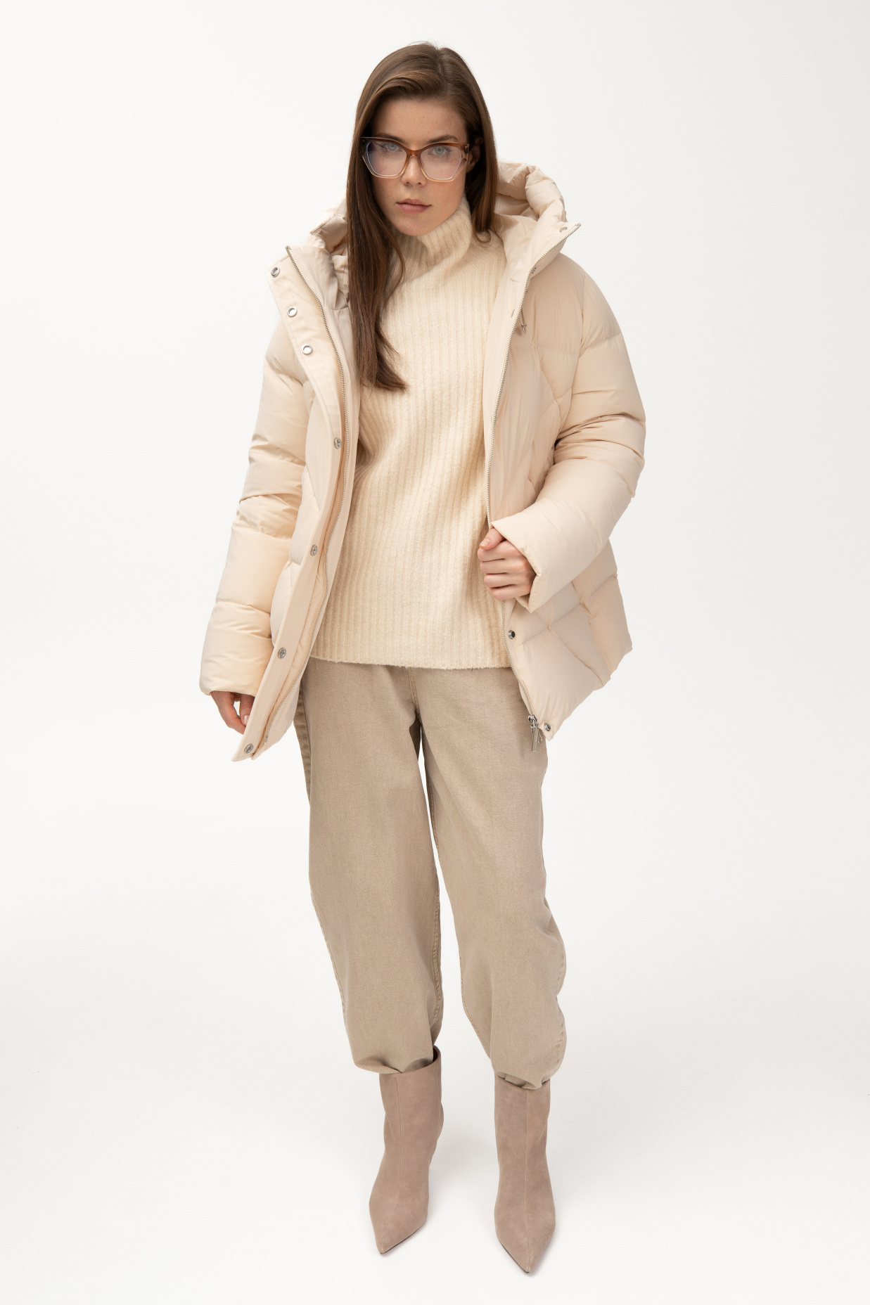 картинка 574.FWAA.016S куртка женская LIGHTE BEIGE от магазина Albana