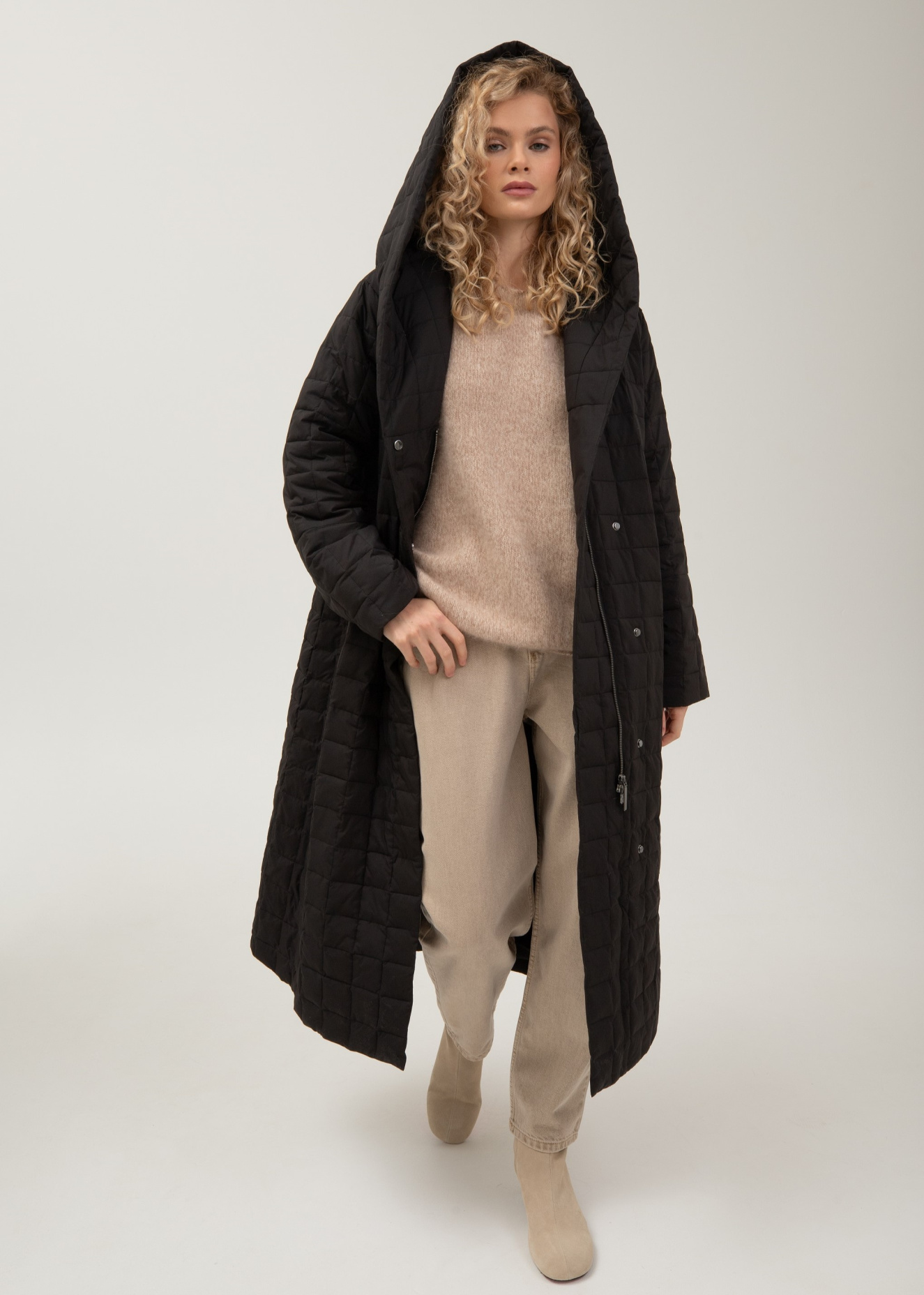картинка 457.FW25.001S пальто женское BLACK от магазина Albana