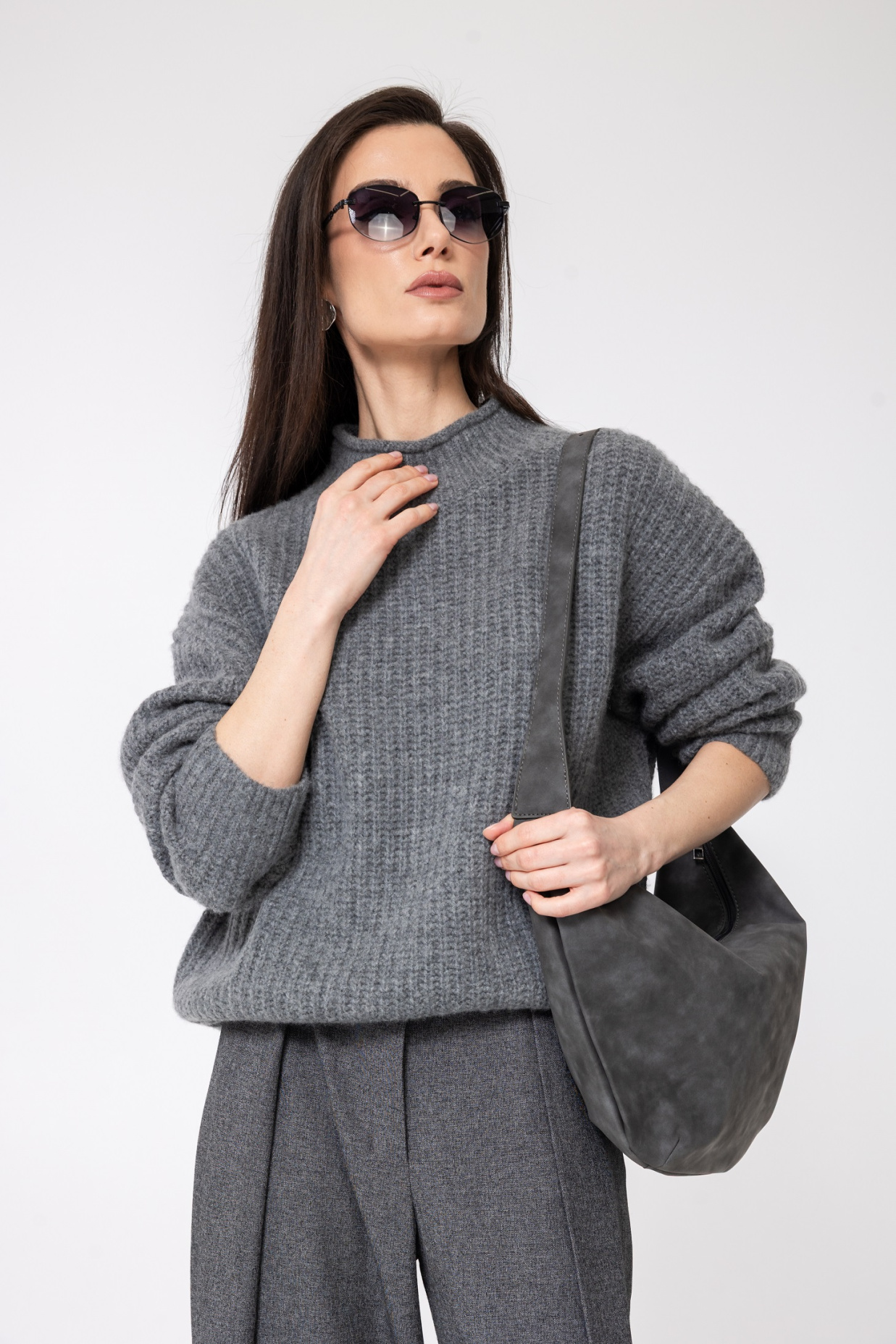 картинка 3112.ATW.0023S свитер женский из кашемира DARK GRAY от магазина Albana