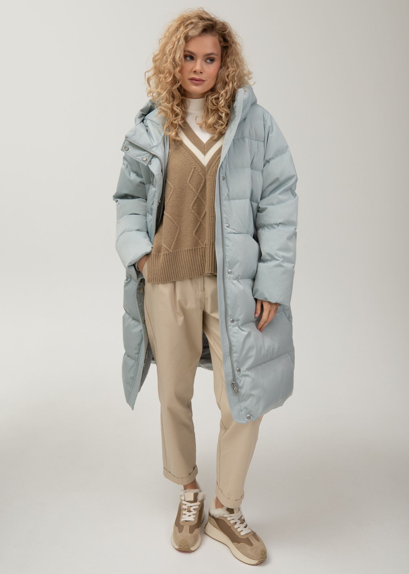 картинка 461.FW25.007S пальто женское ICE BLUE от магазина Albana