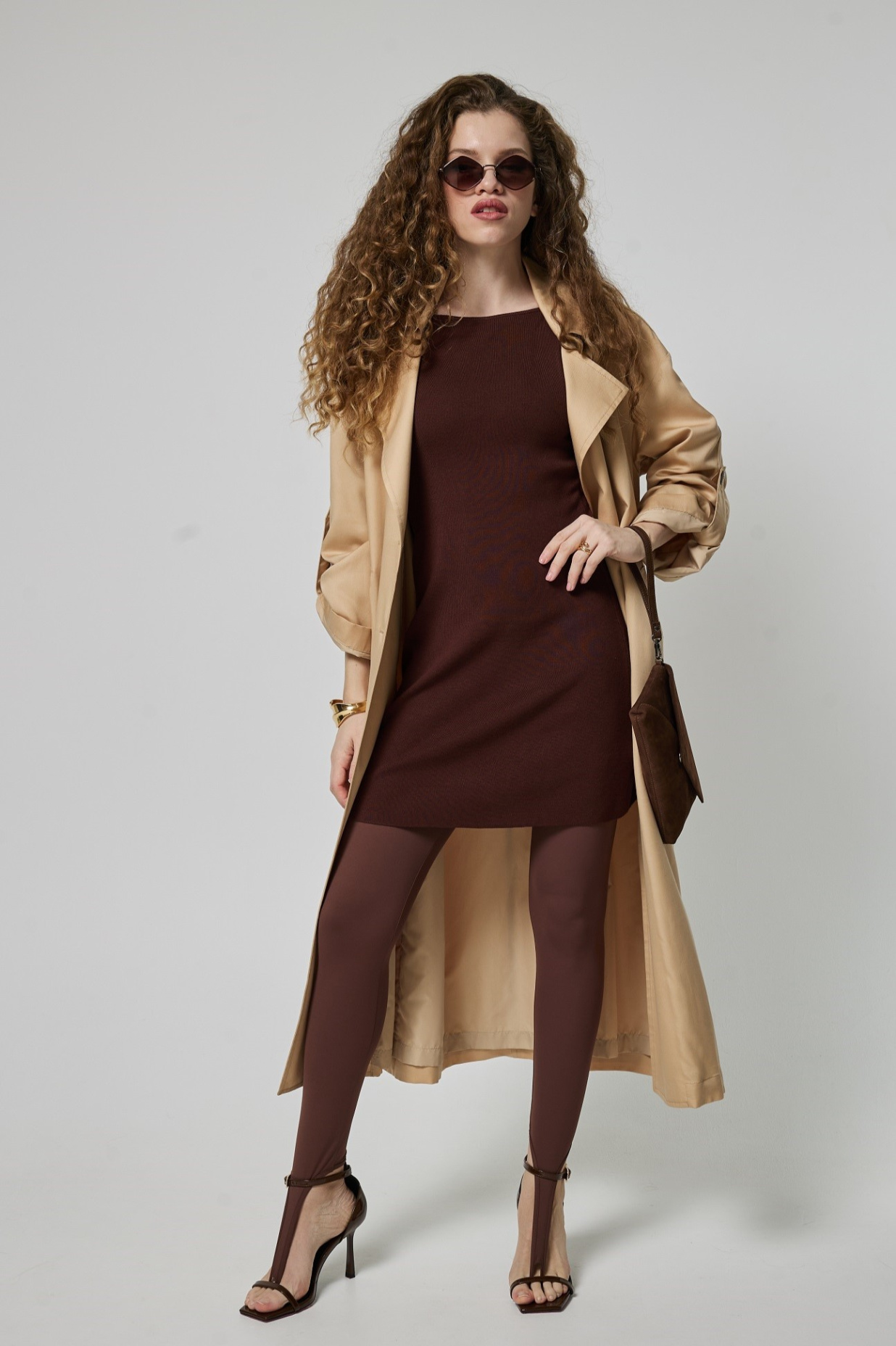 картинка 430.S25.016 плащ женский BEIGE от магазина Albana