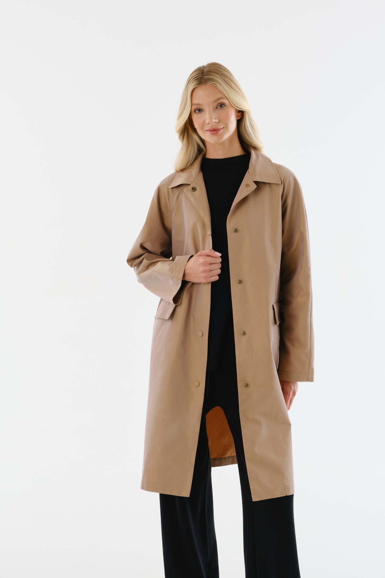 картинка 446.S25.016 плащ женский BEIGE от магазина Albana